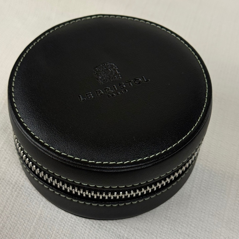 Le Bristol Paris Black Leather Round Travel Jewelry Case Zip Pouch Luxury